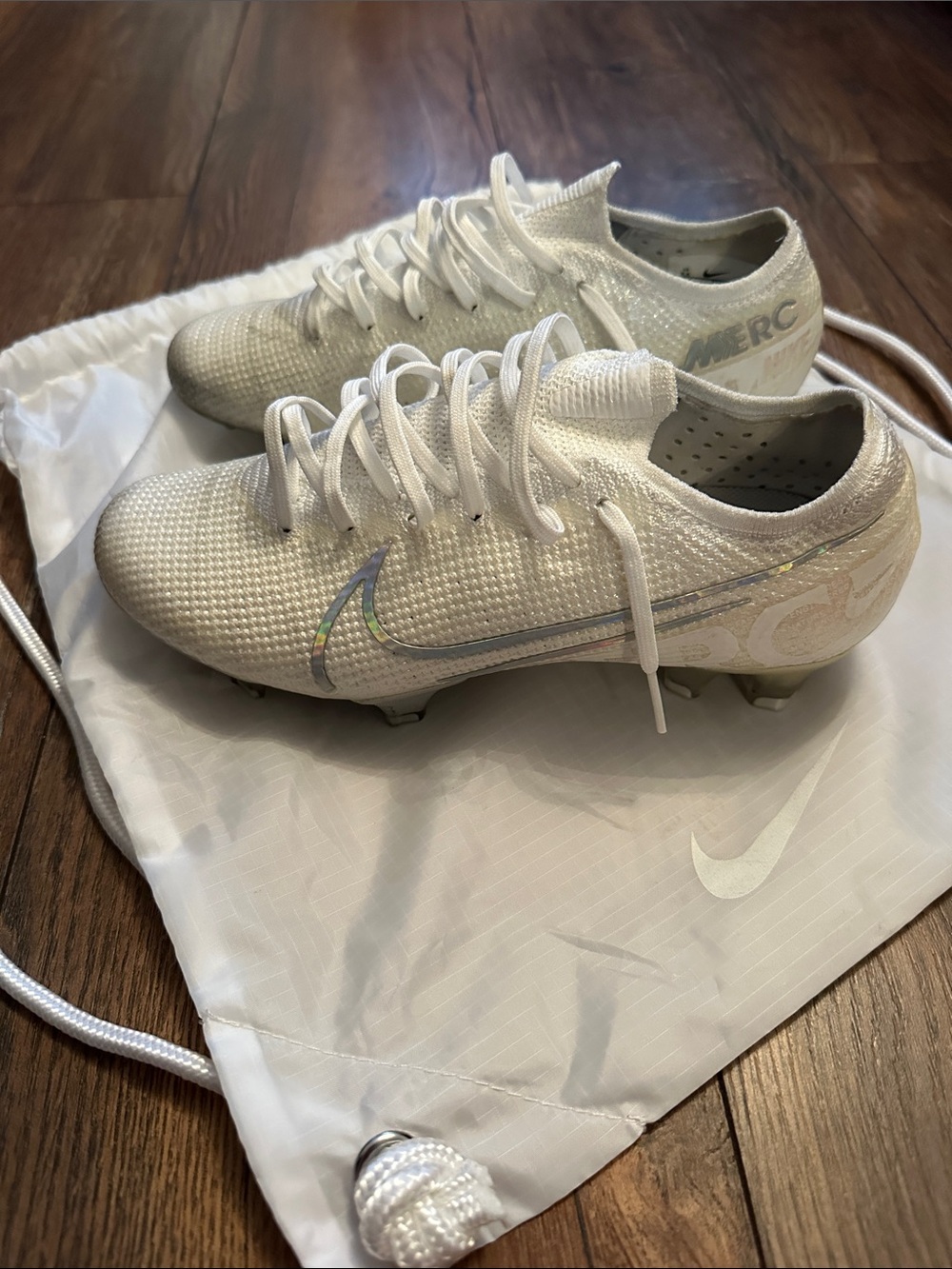 Nike Mercurial Vapor 13
Elite FG - Picture 2 of 9